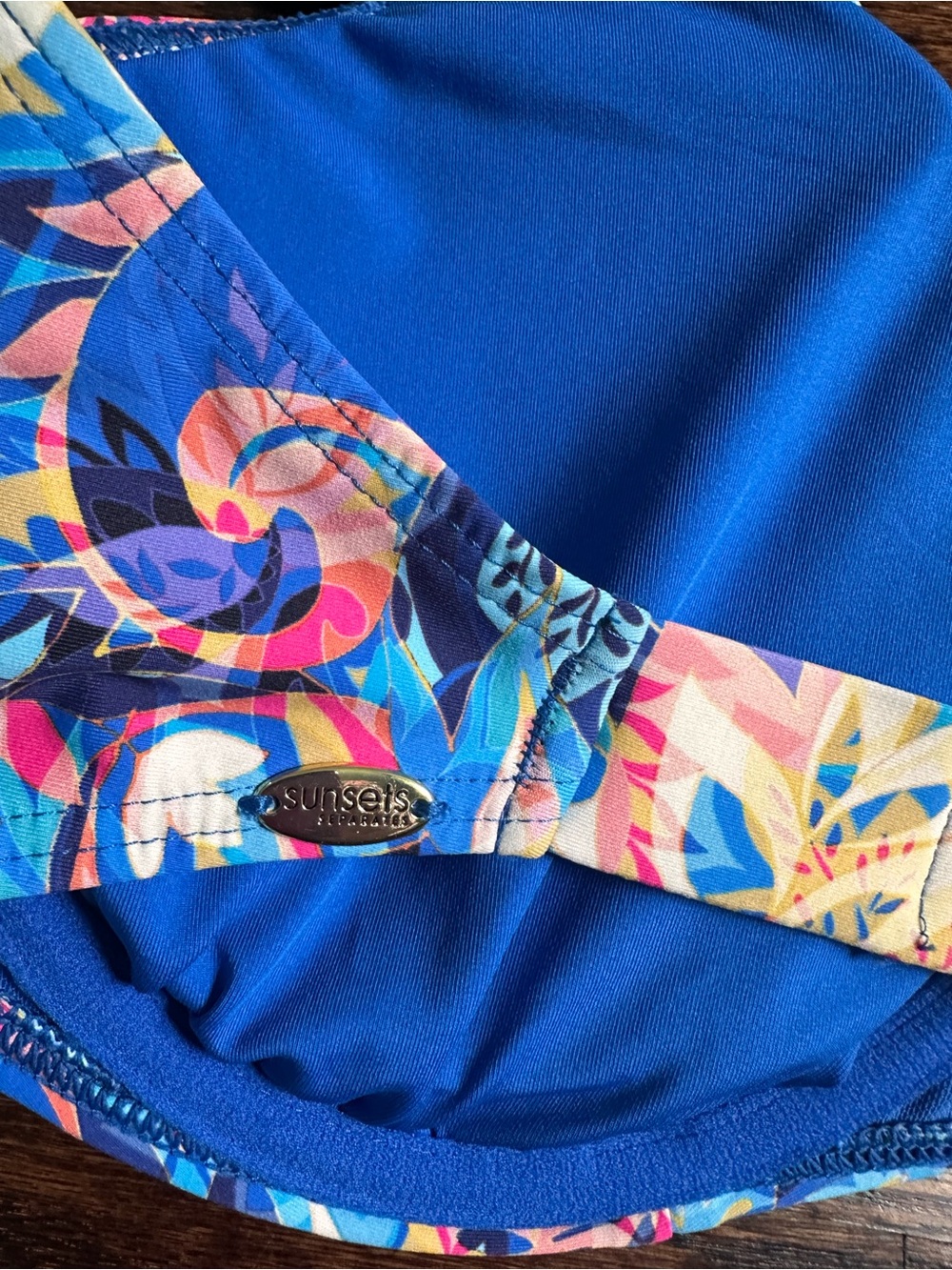 Sunsets Muse halter bikini top, size 32G/34F/36E - Picture 5 of 7